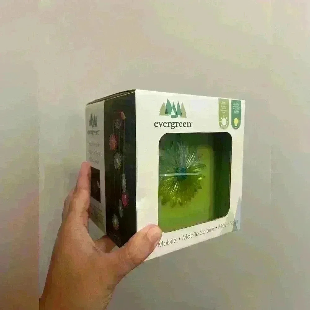 BRAND NEW in box solar mobile for‎ outdoor gardens and porches